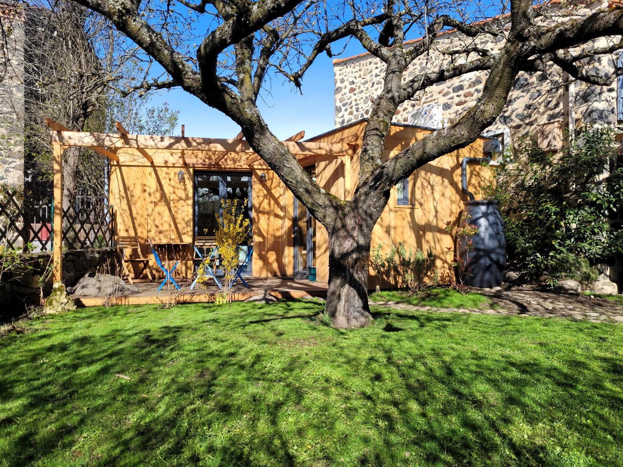 La Maisonnette Sous Le Cerisier Bergonne Exterior foto